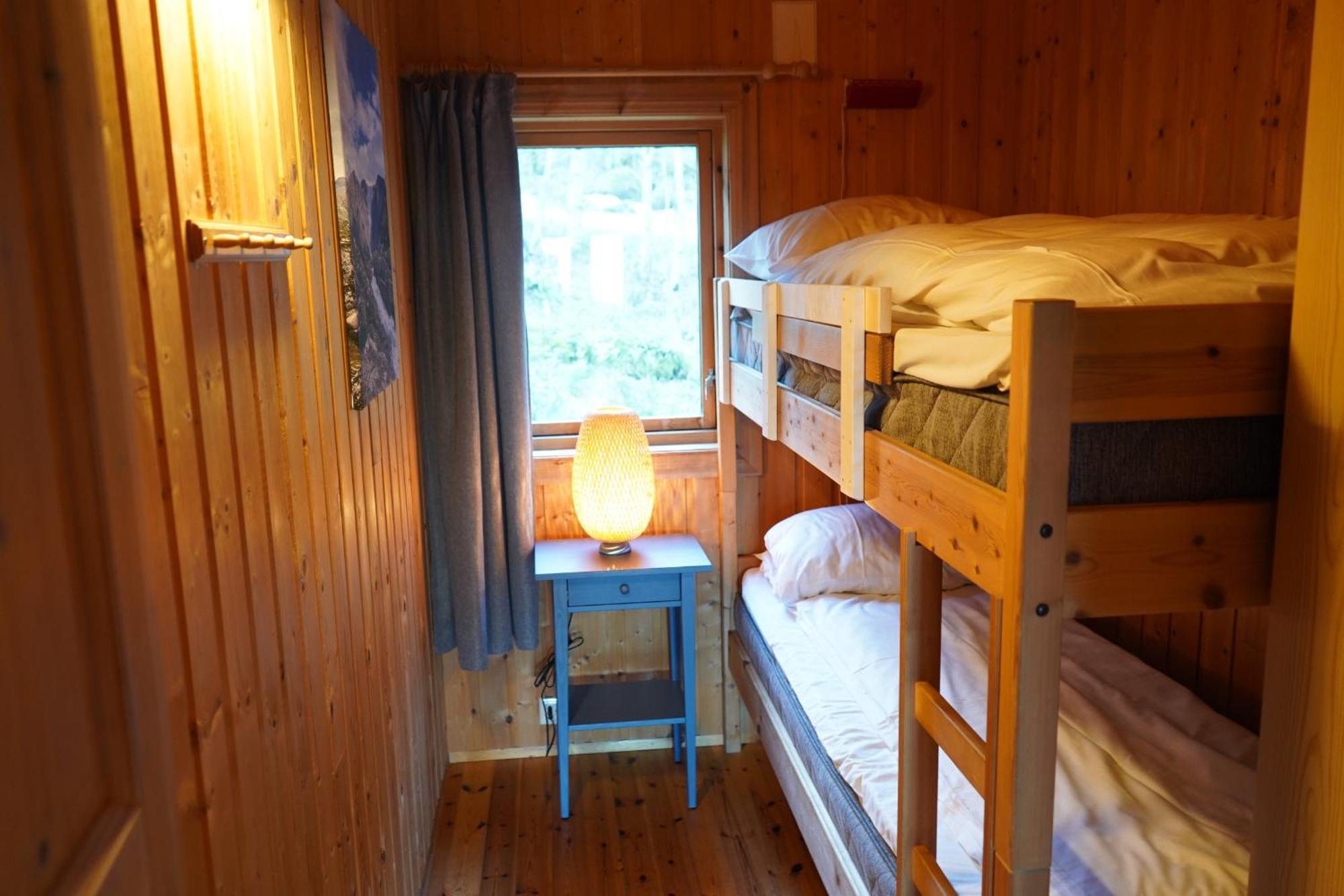 Melkevoll Bretun Camping Briksdalsbre Exteriör bild